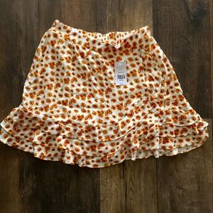 New Buckle Willow & Root floral skirt